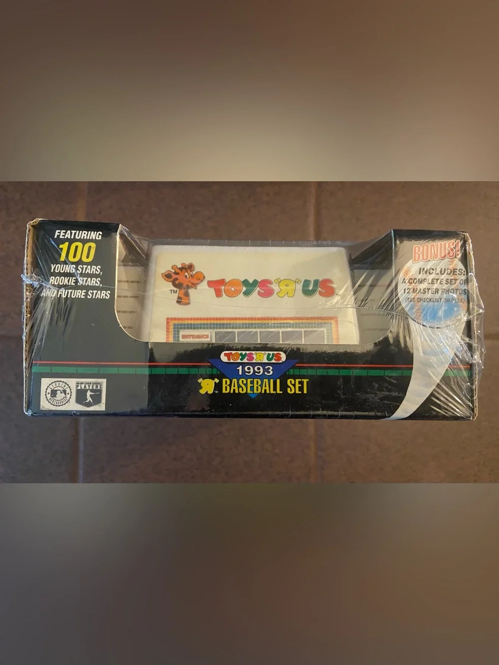 1993 Topps Toys 'R' Us Baseball Set – 100 Cards & Photos – Factory Sealed Box
